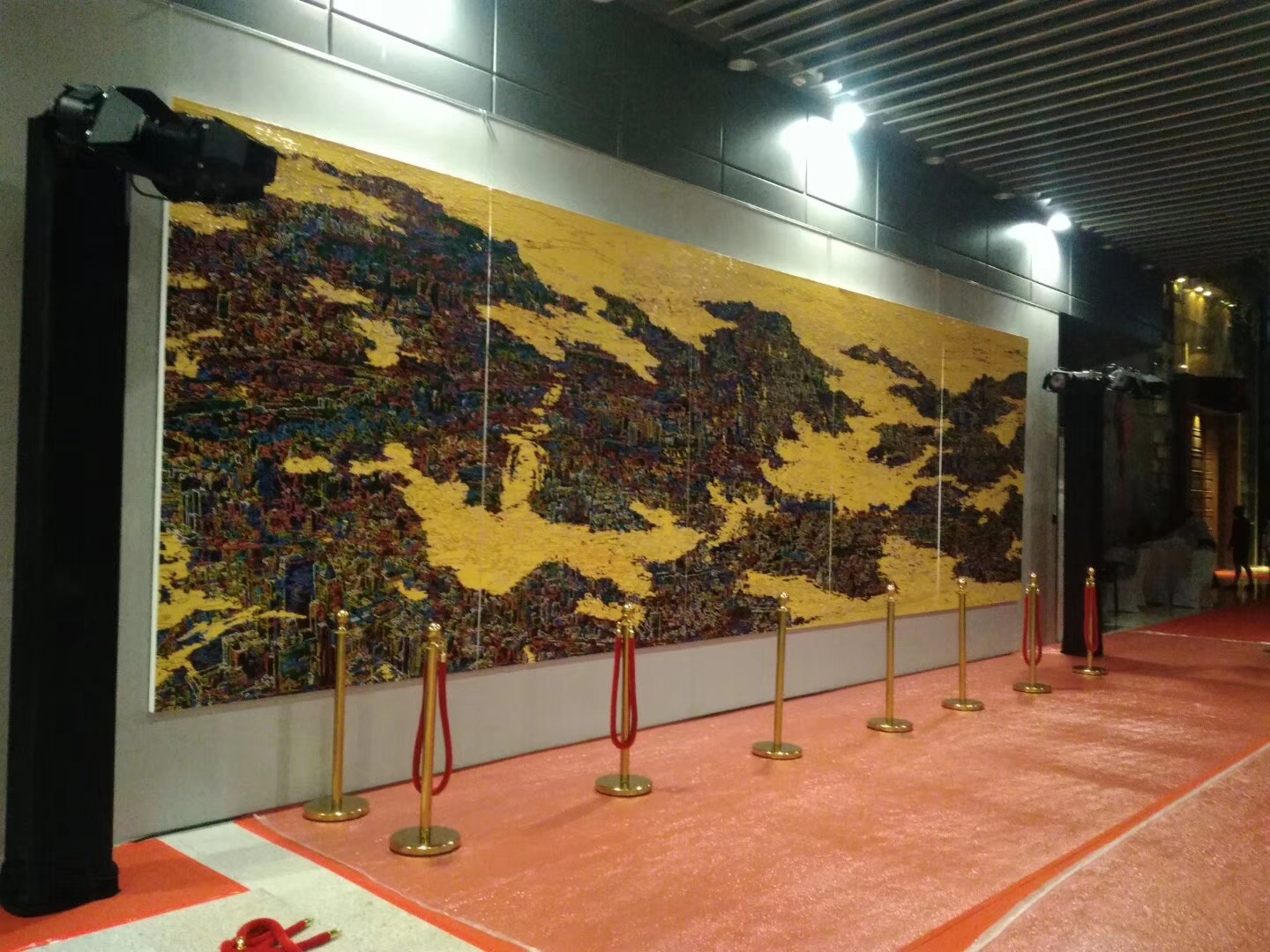 桥福芳草地