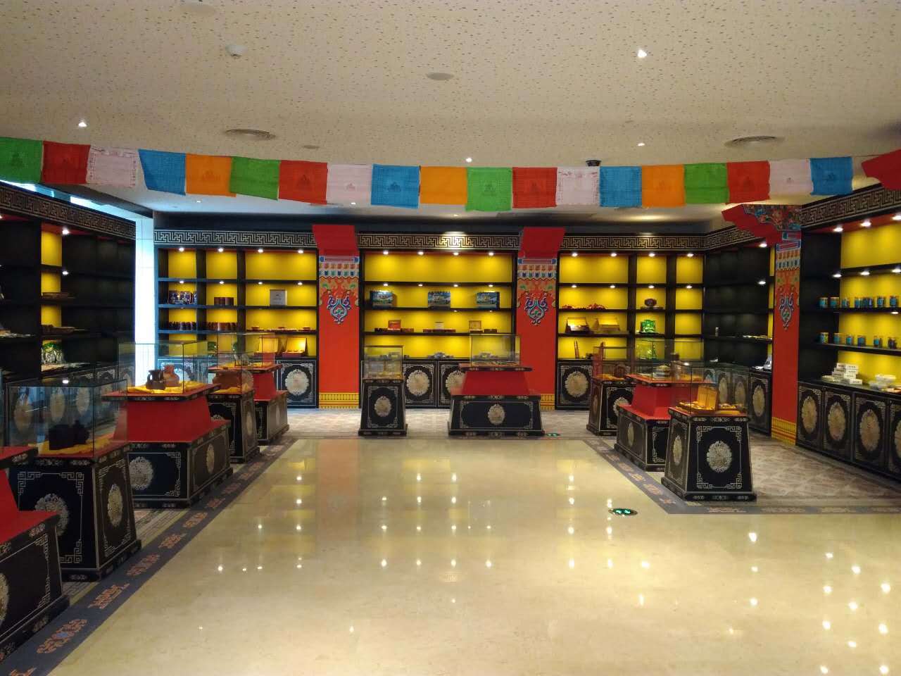天桥艺术中心藏传文化及物品展示